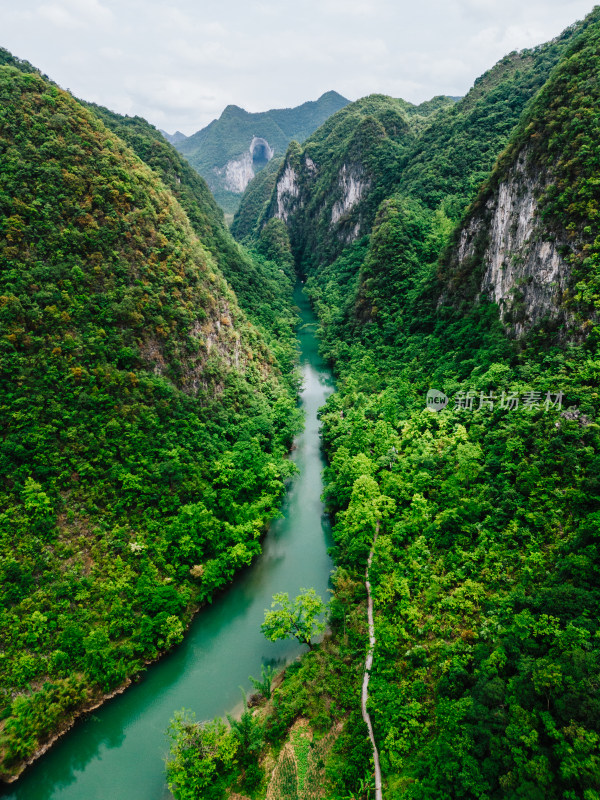 安顺格凸河