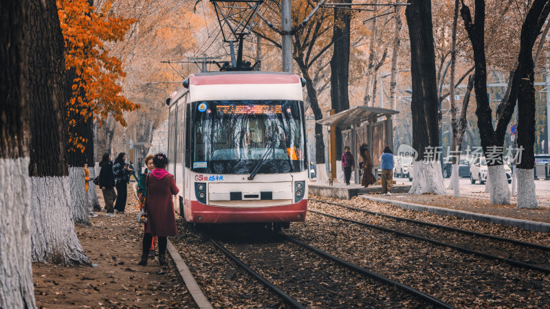 南阳路54路有轨电车