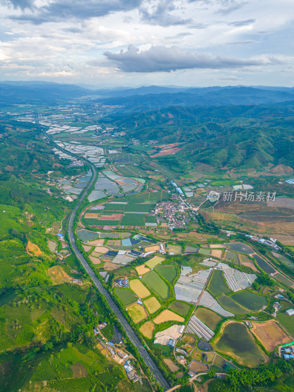 航拍天空高山农田田园村寨风光