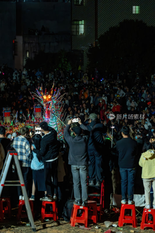 广东梅州中国非遗顺丰火龙狂舞夜焰火龙腾