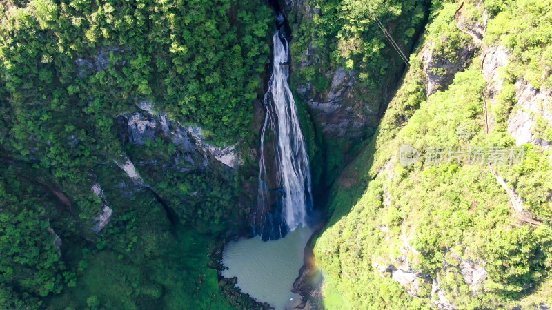 高山瀑布