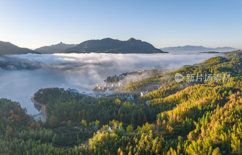 徽州黄山黟县皖南徽派建筑秋色奇墅湖仙境