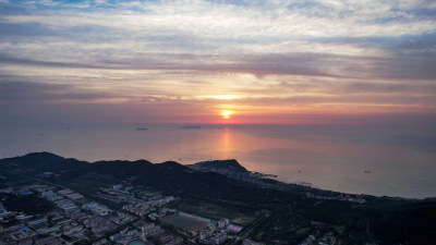 海上日出彩霞航拍山东长岛日出彩霞