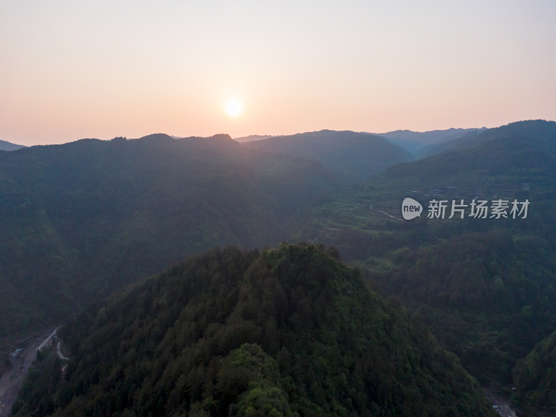 大自然山川丘陵日落航拍图