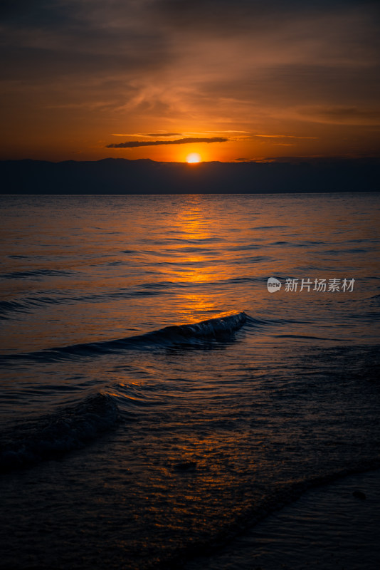 青海省 青海湖景区 夏季日出