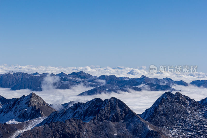 高原雪山达古冰川