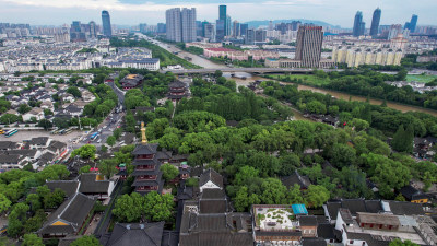 江苏苏州京杭大运河姑苏寒山寺航拍图