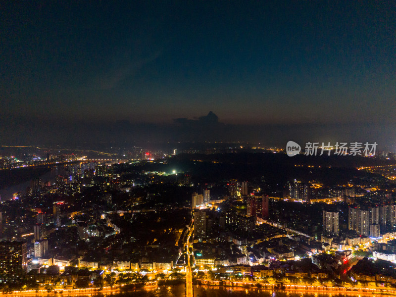 乐山城市夜景航拍图