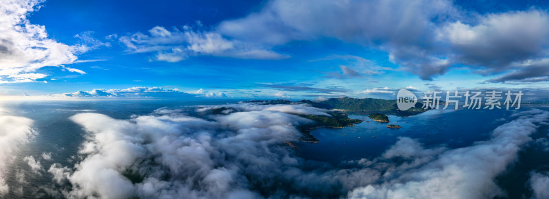 海上云海海岛大海南澳岛航拍全景图