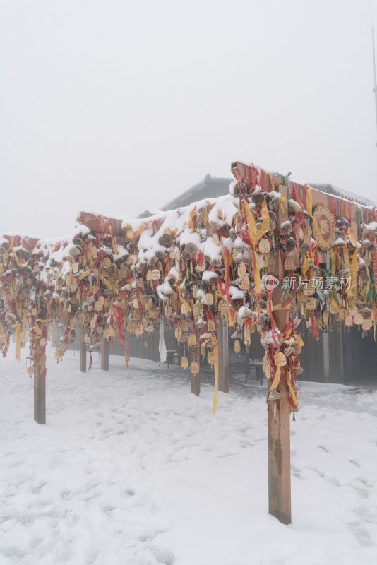 云南大理苍山洗马潭雪景