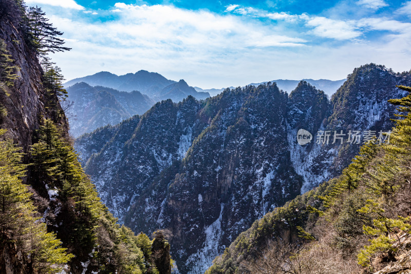 山间美景