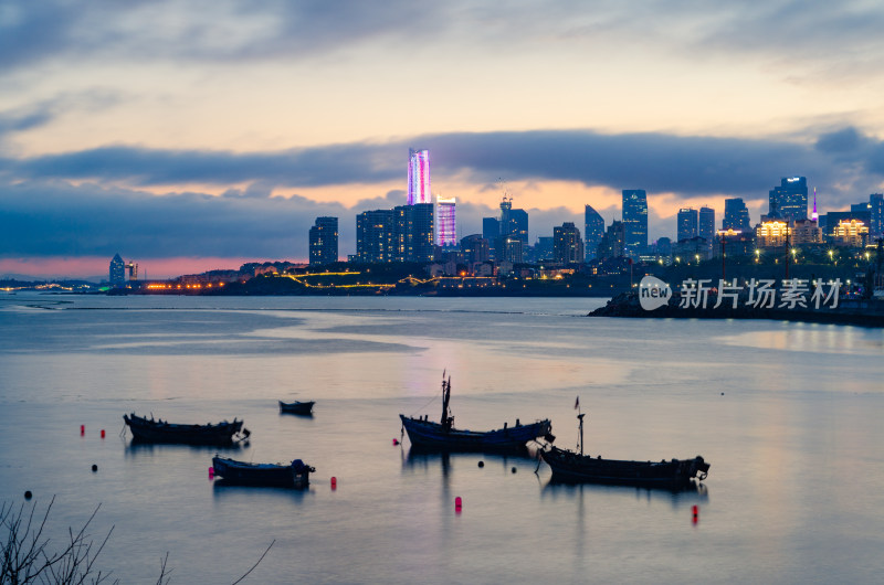 青岛小麦岛黄昏夜景