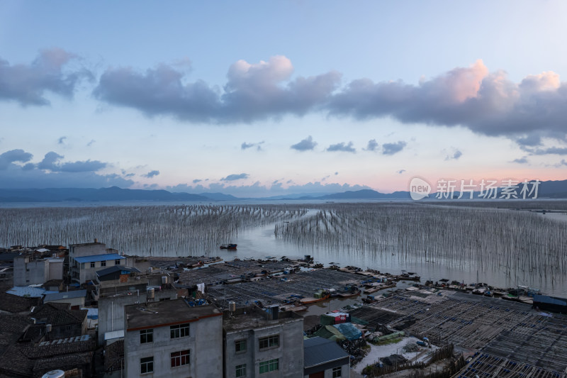 海上日落晚霞的福建霞浦沿海滩涂自然风光