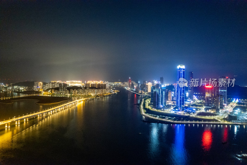 珠海澳门城市夜景灯光航拍图