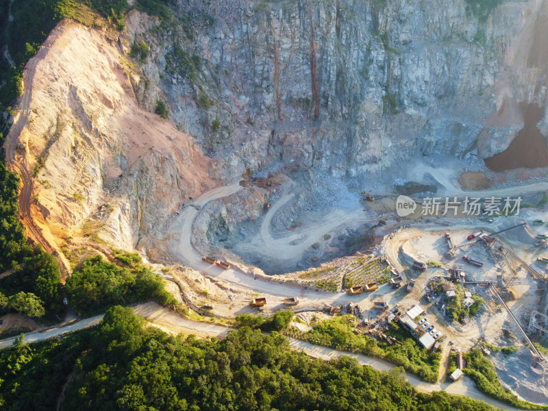 露天矿场航拍全景