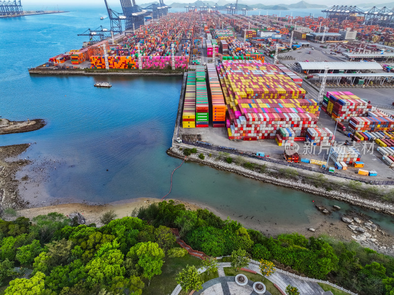 盐田国际集装箱码头