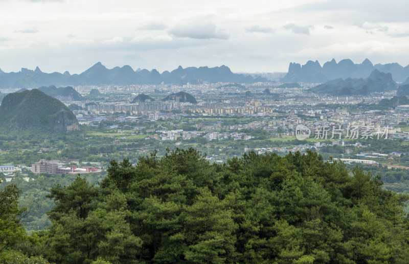 桂林尧山风光