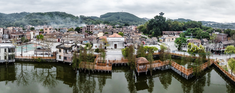 中国广东省清远市佛冈县龙山镇上岳古村