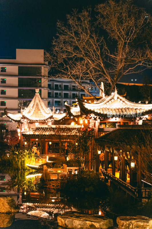 黄山市齐云山旅游景区齐云小镇夜晚景观