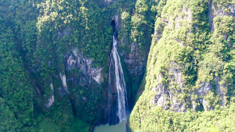 高山瀑布