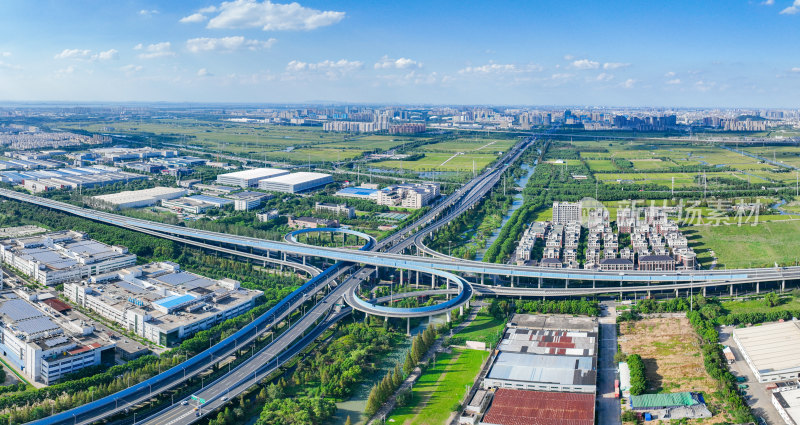 航拍昆山城市建筑交通道路风光