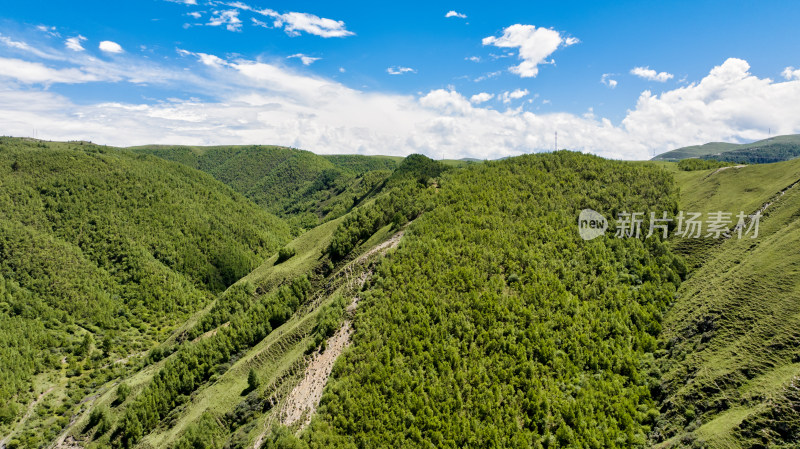 四川甘孜道孚县八美的高原山区风光