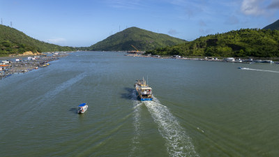 航拍惠东盐洲岛海上旅游风景