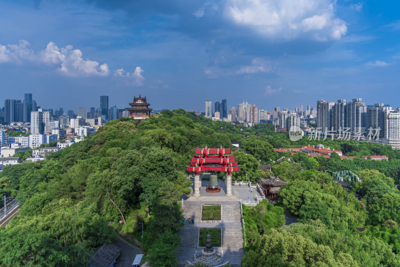 武汉武昌区黄鹤楼公园风景