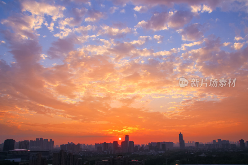 绚丽晚霞都市景色