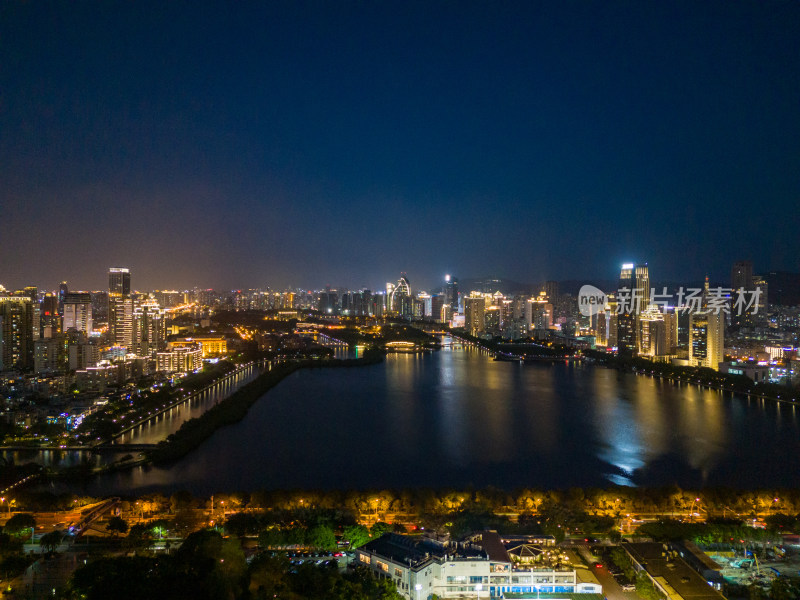 福建厦门城市夜景灯光航拍图