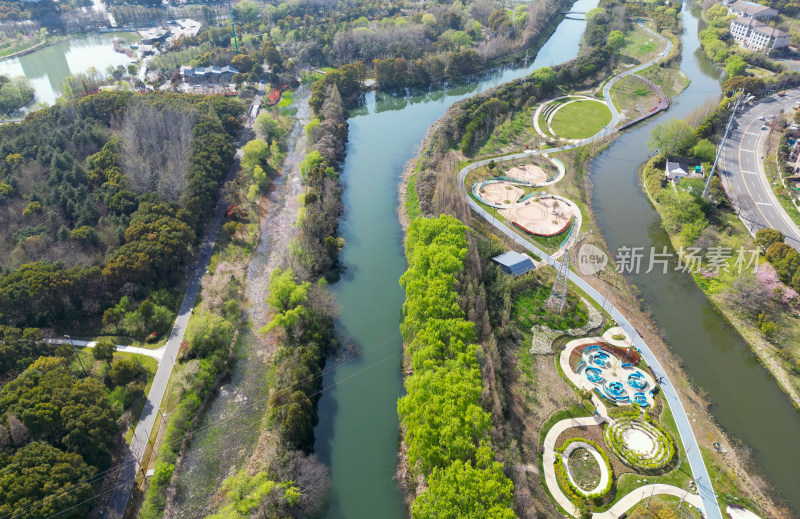 航拍苏州昆山市城市生态森林公园