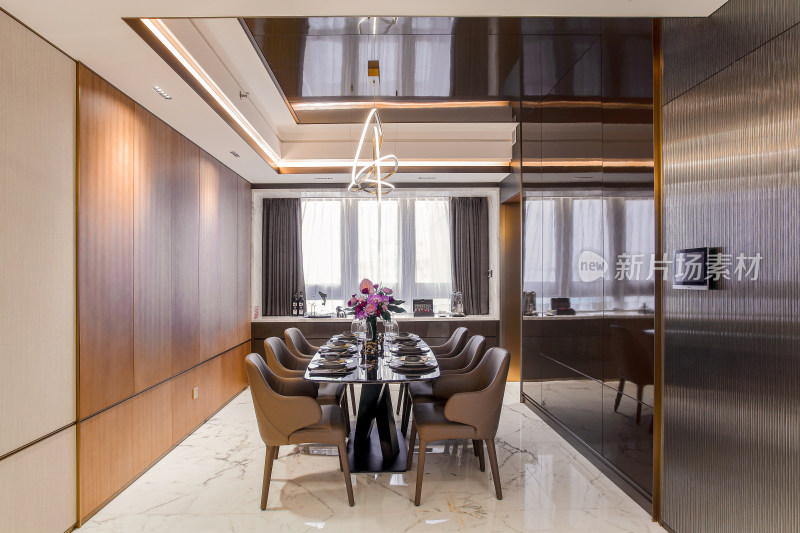 现代风格餐厅室内场景