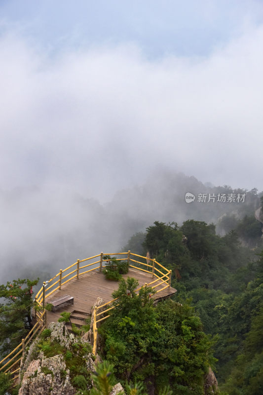 河北省栾川县老君山山顶风景