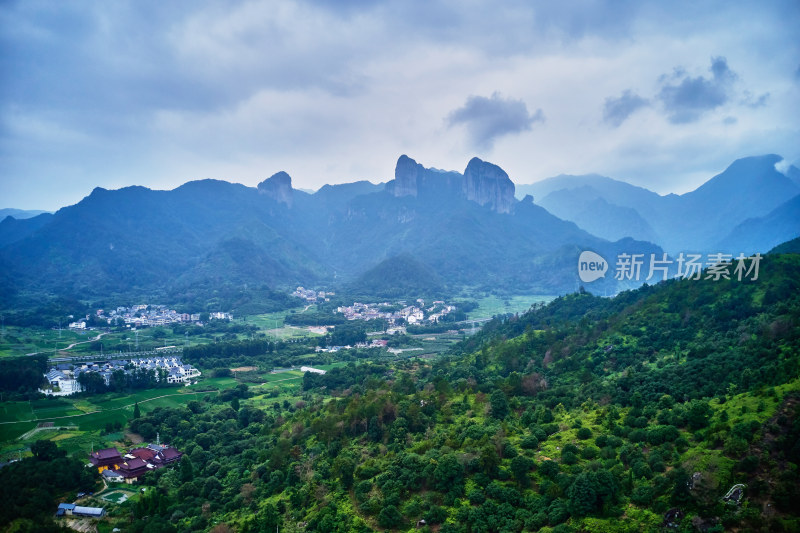 神仙居的壮观群山