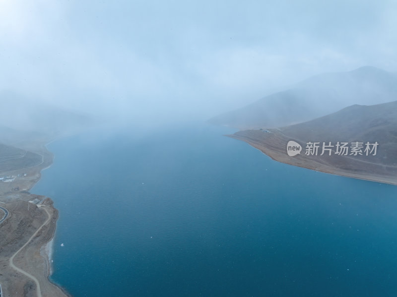 西藏山南羊卓雍措圣湖神湖蓝色高空航拍