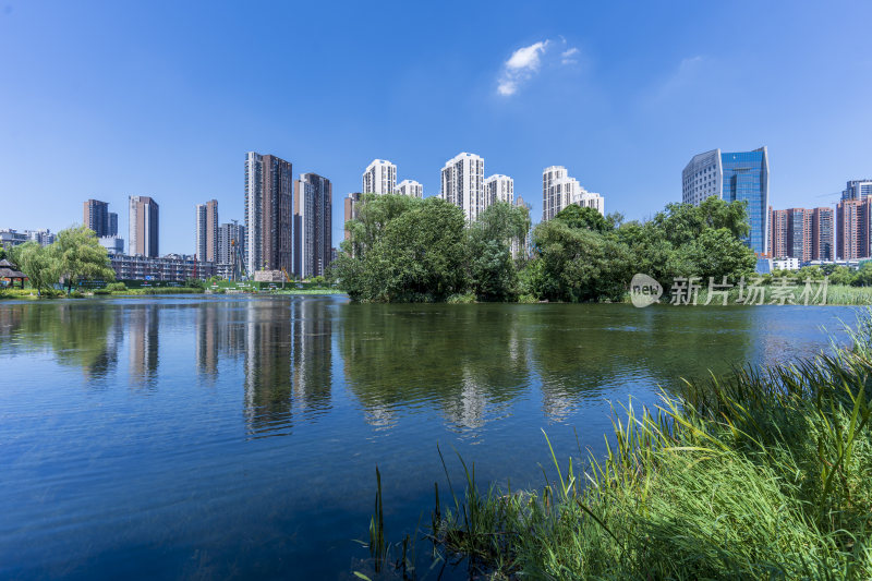 武汉武昌区内沙湖公园风景