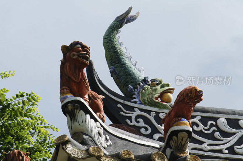 潮汕古建筑屋顶独特造型的特写