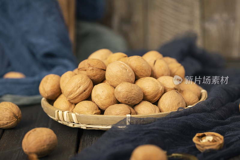 核桃美食暗调背景