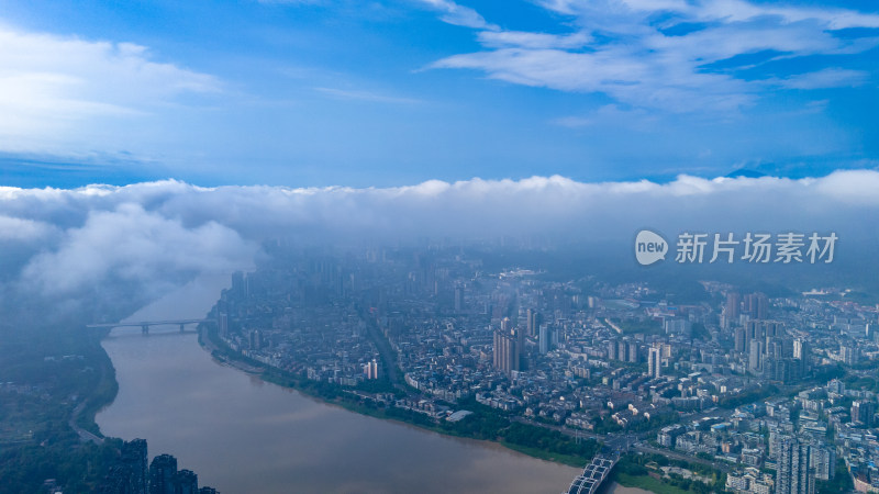 乐山清晨城市云海航拍图