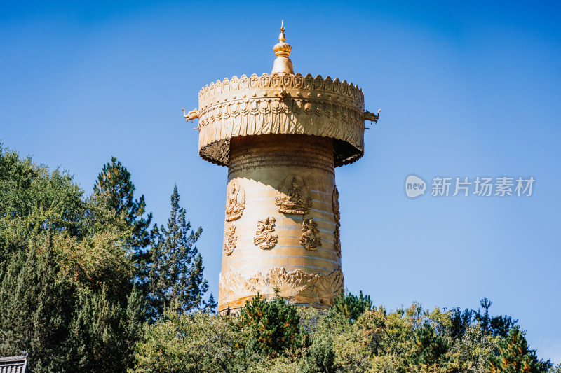 迪庆藏族自治州独克宗古城大佛寺转经筒