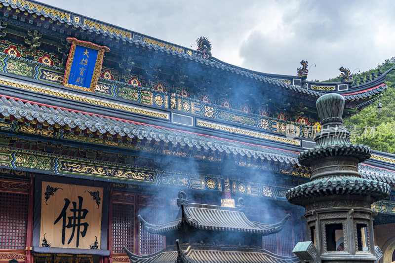 浙江普陀山法雨寺禅院建筑风光