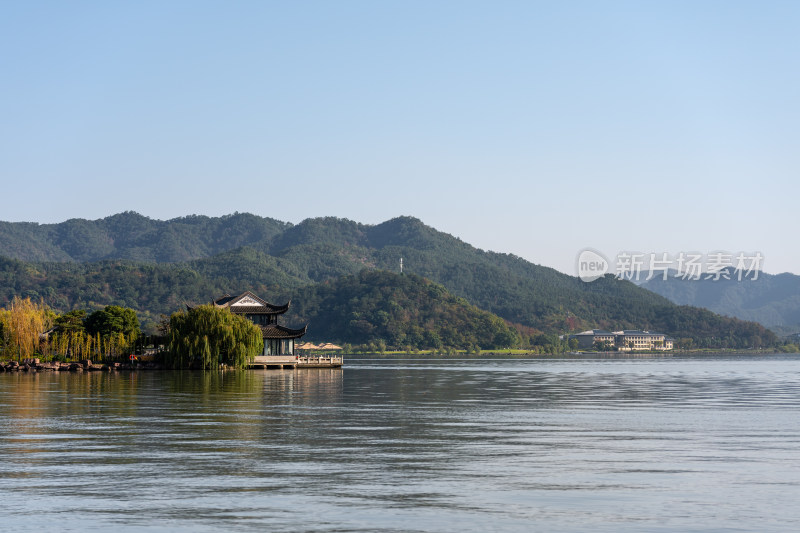 浙江宁波东钱湖小普陀景区风光