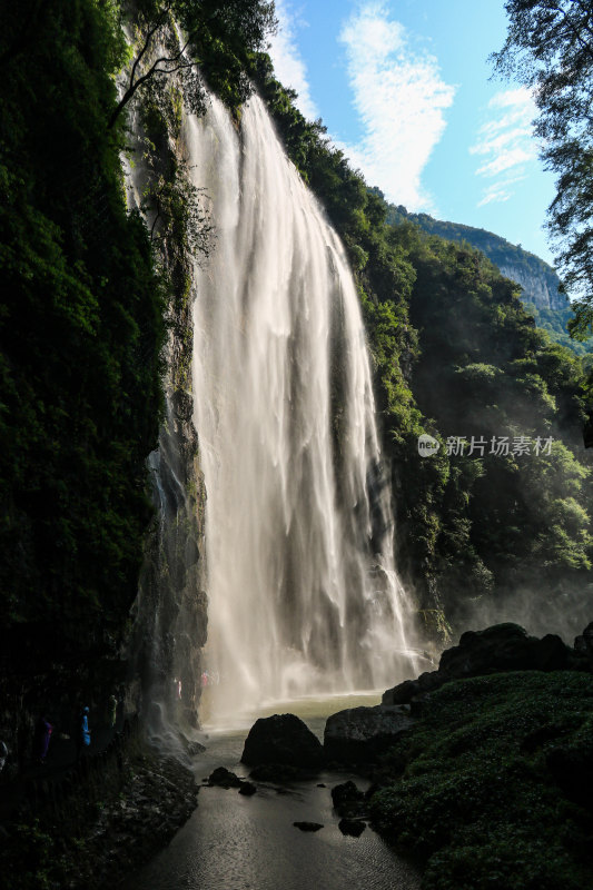 宜昌三峡大瀑布景区彩虹瀑布夏日风光