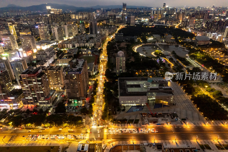广东东莞城市CBD夜景灯光航拍摄影图