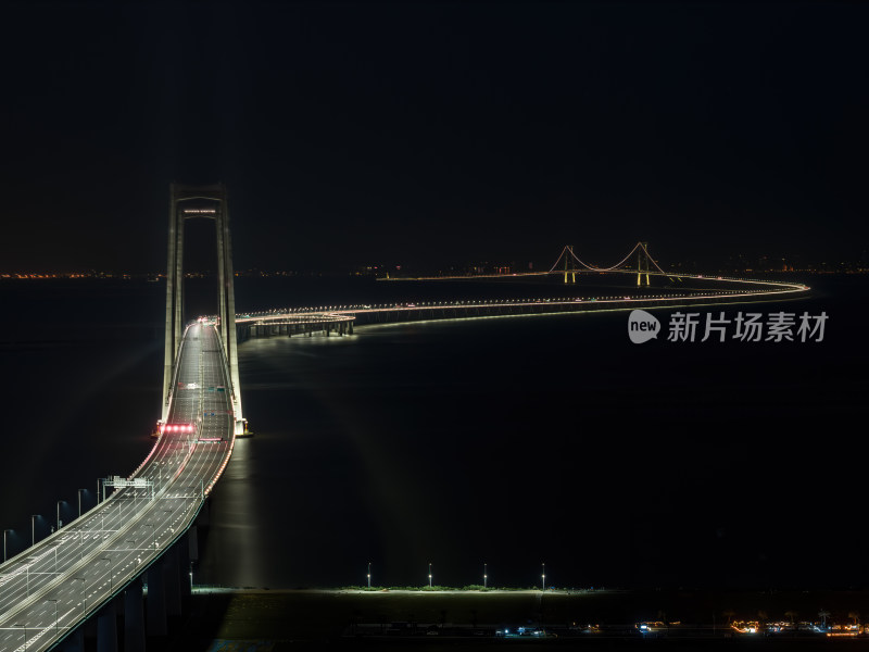 深圳中山翠亨新区深中大桥车流夜景日落航拍