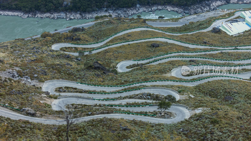 丽江虎跳峡高路徒步