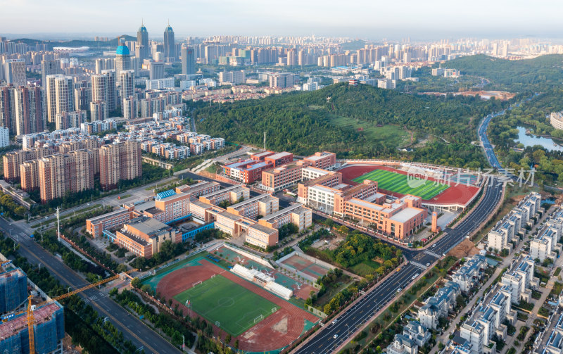 枣庄新城教育机构实验学校中小学