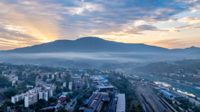 四川攀枝花东区隆庆路瓜子坪早晨城市风光