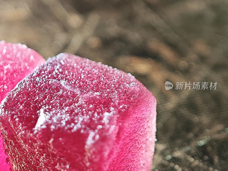 粉红色果冻状软糖物体微距特写