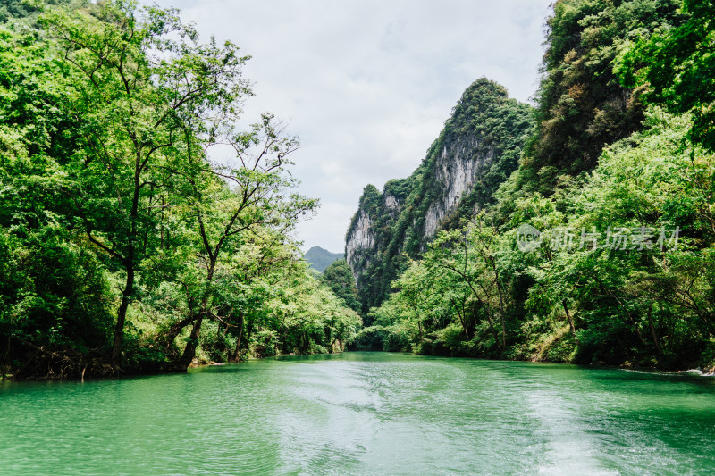 安顺格凸河